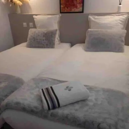 Charming Center-grande 5 Min Walking Διαμέρισμα
