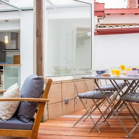 Charming Center-grande 5 Min Walking Διαμέρισμα